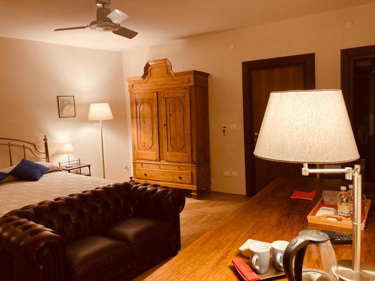 Mario Number 8 Appartement Verona Buitenkant foto